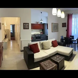 Traditional , Roma Italia