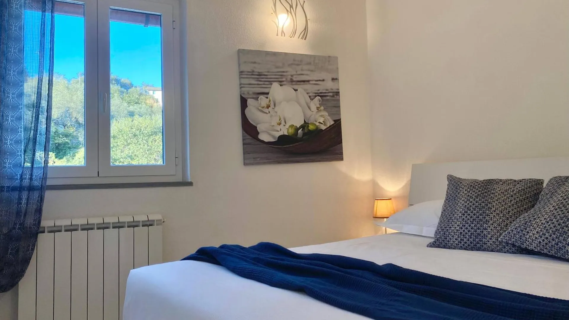 Alla Casa Rosa- Appartamento Nel Verde Con Posto Auto, Zona Tranquilla,Wifi Gratuito,Aria Condizionata Rapallo Italia